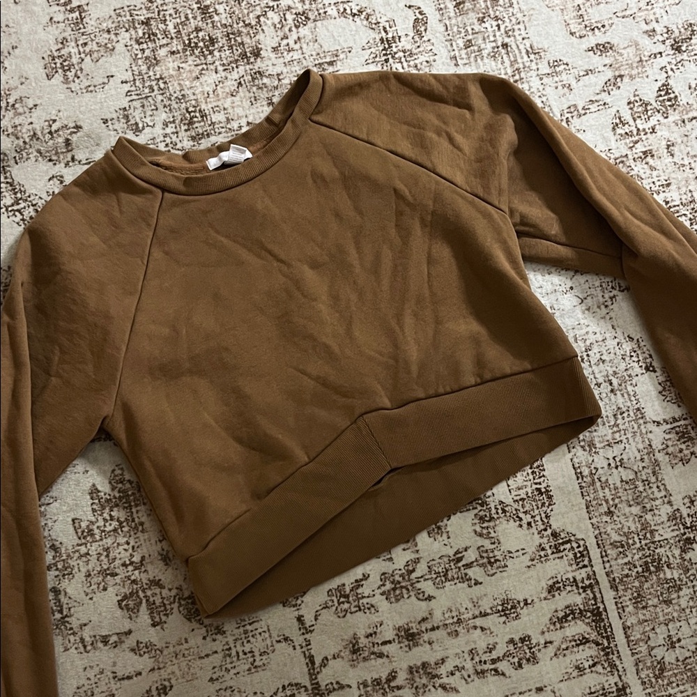 Beyond Yoga Tan Cropped Sweatshirt